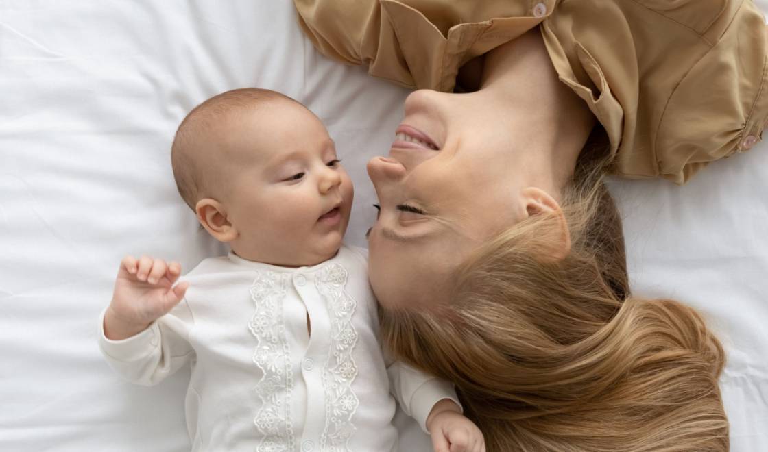 Essere madre: Testimonianze e suggerimenti per questa nuova fase di vita